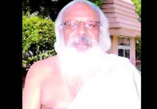 this baba in delhi hypnotizes then robs his... this baba in delhi hypnotizes then robs his...
