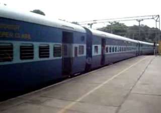 train bogie derails two hurt - India TV train bogie derails two hurt - India TV