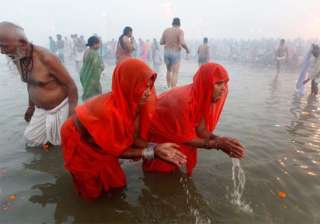 thousands take holy dip in sangam as magh mela... thousands take holy dip in sangam as magh mela...