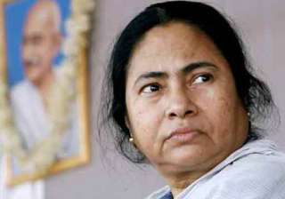 mamata has breathing problem doctor - India TV mamata has breathing problem doctor - India TV