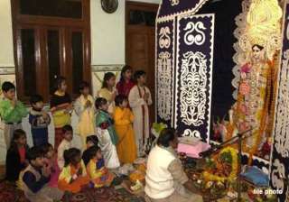 amid congress protest saraswati vandana held in... amid congress protest saraswati vandana held in...