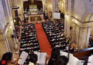 amid police cover easter celebrated in delhi -... amid police cover easter celebrated in delhi -...