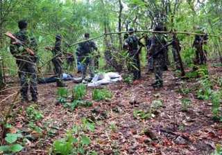 naxals torch 17 vehicles at mining site in... naxals torch 17 vehicles at mining site in...