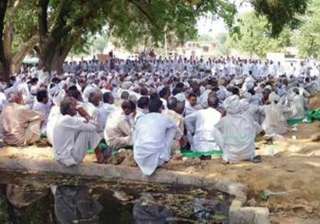dalit youth assaulted forced to eat human faeces... dalit youth assaulted forced to eat human faeces...