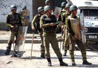 police prevent 6 kashmiri youths from joining... police prevent 6 kashmiri youths from joining...