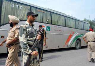 lahore delhi bus service restricted to wagah -... lahore delhi bus service restricted to wagah -...