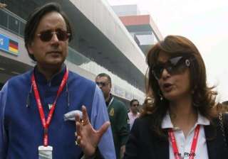 sunanda raised ipl kochi row with journo a day... sunanda raised ipl kochi row with journo a day...