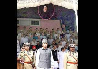 politician stage managed shoe throwing on omar -... politician stage managed shoe throwing on omar -...