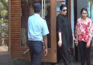 smriti irani case goa police to record statements... smriti irani case goa police to record statements...