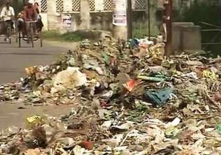 meerut sanitation workers threaten to convert if... meerut sanitation workers threaten to convert if...