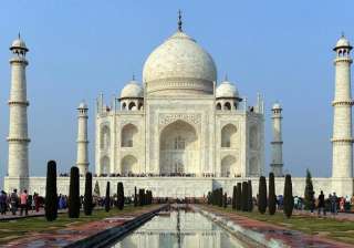 fuel guzzling vehicles to go off taj trapezium... fuel guzzling vehicles to go off taj trapezium...