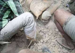 nepaldevastated 51 dead in india over 2500 in... nepaldevastated 51 dead in india over 2500 in...