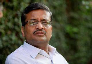whistleblower ashok khemka transferred again by... whistleblower ashok khemka transferred again by...
