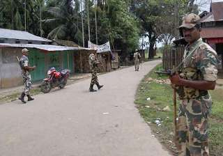 two cops killed in firing in telangana - India TV two cops killed in firing in telangana - India TV