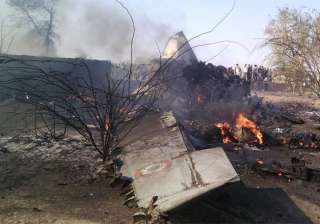 mig 27 aircraft of iaf crashes in raj pilot... mig 27 aircraft of iaf crashes in raj pilot...