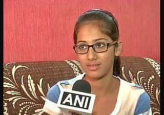 muslim girl from mumbai wins gita champions... muslim girl from mumbai wins gita champions...