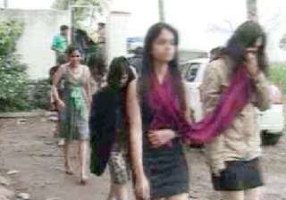 486 symbiosis students held for consuming booze... 486 symbiosis students held for consuming booze...