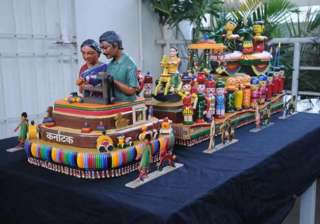 karnataka to gift barack obama channapatna toys -... karnataka to gift barack obama channapatna toys -...