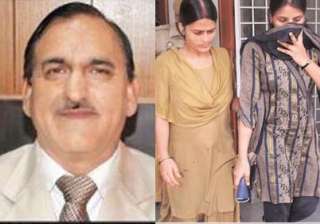 saroori asked to resign chavan - India TV saroori asked to resign chavan - India TV