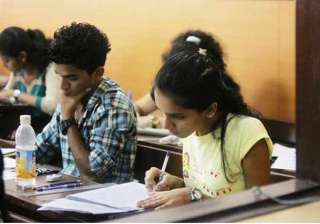 aspirants for jee falls interest in engineering... aspirants for jee falls interest in engineering...