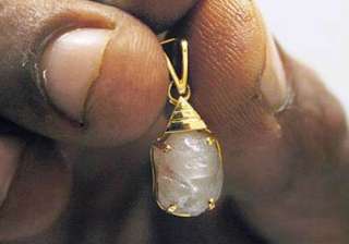 muslim diamond trader gets a ganesha shaped... muslim diamond trader gets a ganesha shaped...