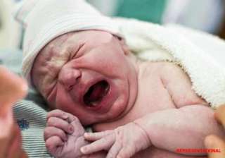 insensitive docs deny ventilator to newborn... insensitive docs deny ventilator to newborn...