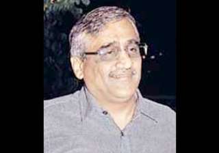 big bazaar offers rs 50 crore salary package to... big bazaar offers rs 50 crore salary package to...