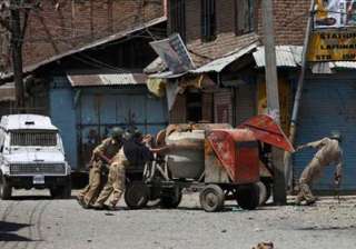 curfew in parts of srinagar - India TV curfew in parts of srinagar - India TV