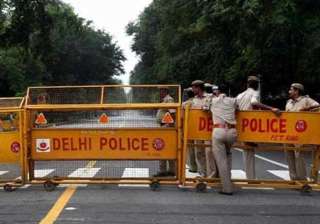 delhi police personnel despair higher salary but... delhi police personnel despair higher salary but...