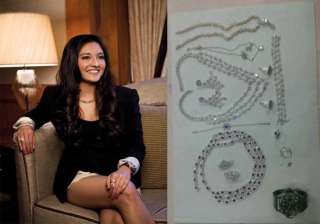 jewellery smuggling court refuses bail to vihari... jewellery smuggling court refuses bail to vihari...
