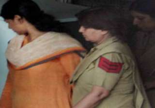 kanimozhi dmk leaders seethe with anger against... kanimozhi dmk leaders seethe with anger against...