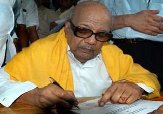 karunanidhi urges pm to resolve economic impasse... karunanidhi urges pm to resolve economic impasse...