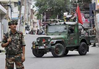kishtwar clashes curfew on life in jammu... kishtwar clashes curfew on life in jammu...