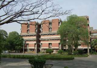 know iit kanpur s journey from a canteen to india... know iit kanpur s journey from a canteen to india...