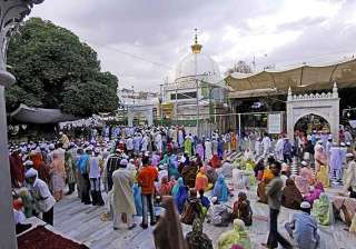 know the importance of ajmer sharif dargah in... know the importance of ajmer sharif dargah in...