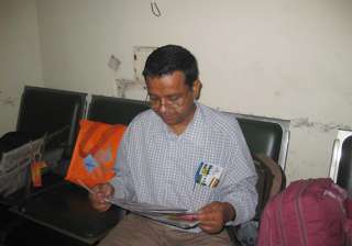 kolkata police arrests professor for mamata... kolkata police arrests professor for mamata...
