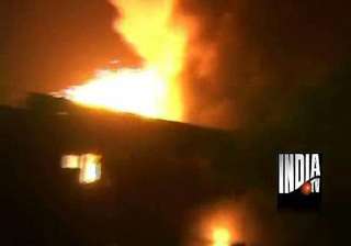 man killed in delhi factory fire - India TV man killed in delhi factory fire - India TV