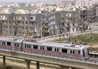 metro train services to dwarka disrupted again -... metro train services to dwarka disrupted again -...