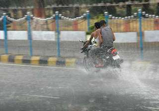 monsoon finally sets in bihar expected to reach... monsoon finally sets in bihar expected to reach...