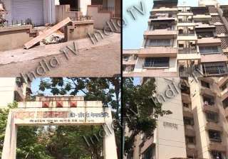 mother throws son from 7 storeyed building jumps... mother throws son from 7 storeyed building jumps...