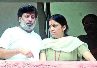 mystery mail talwars get cbi summons from one... mystery mail talwars get cbi summons from one...