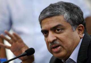 nandan nilekani promises to meet 60 cr aadhar... nandan nilekani promises to meet 60 cr aadhar...