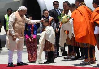 narendra modi moved by bhutanese children s song... narendra modi moved by bhutanese children s song...