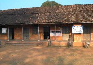 naxals planting ieds near polling booths in... naxals planting ieds near polling booths in...