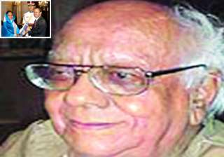 nehru era photographer sunil janah gets padma... nehru era photographer sunil janah gets padma...