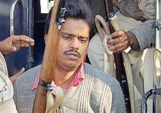 nithari murderer koli s death warrant issued -... nithari murderer koli s death warrant issued -...