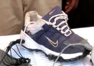 now charge your mobile phone with a shoe - India... now charge your mobile phone with a shoe - India...