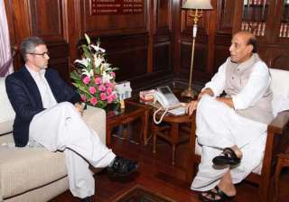 omar abdullah meets rajnath singh - India TV omar abdullah meets rajnath singh - India TV