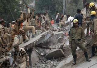 one killed 3 injured as roof collapses in delhi -... one killed 3 injured as roof collapses in delhi -...