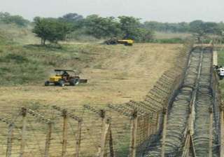 loc firing pak fires at indian posts in samba -... loc firing pak fires at indian posts in samba -...